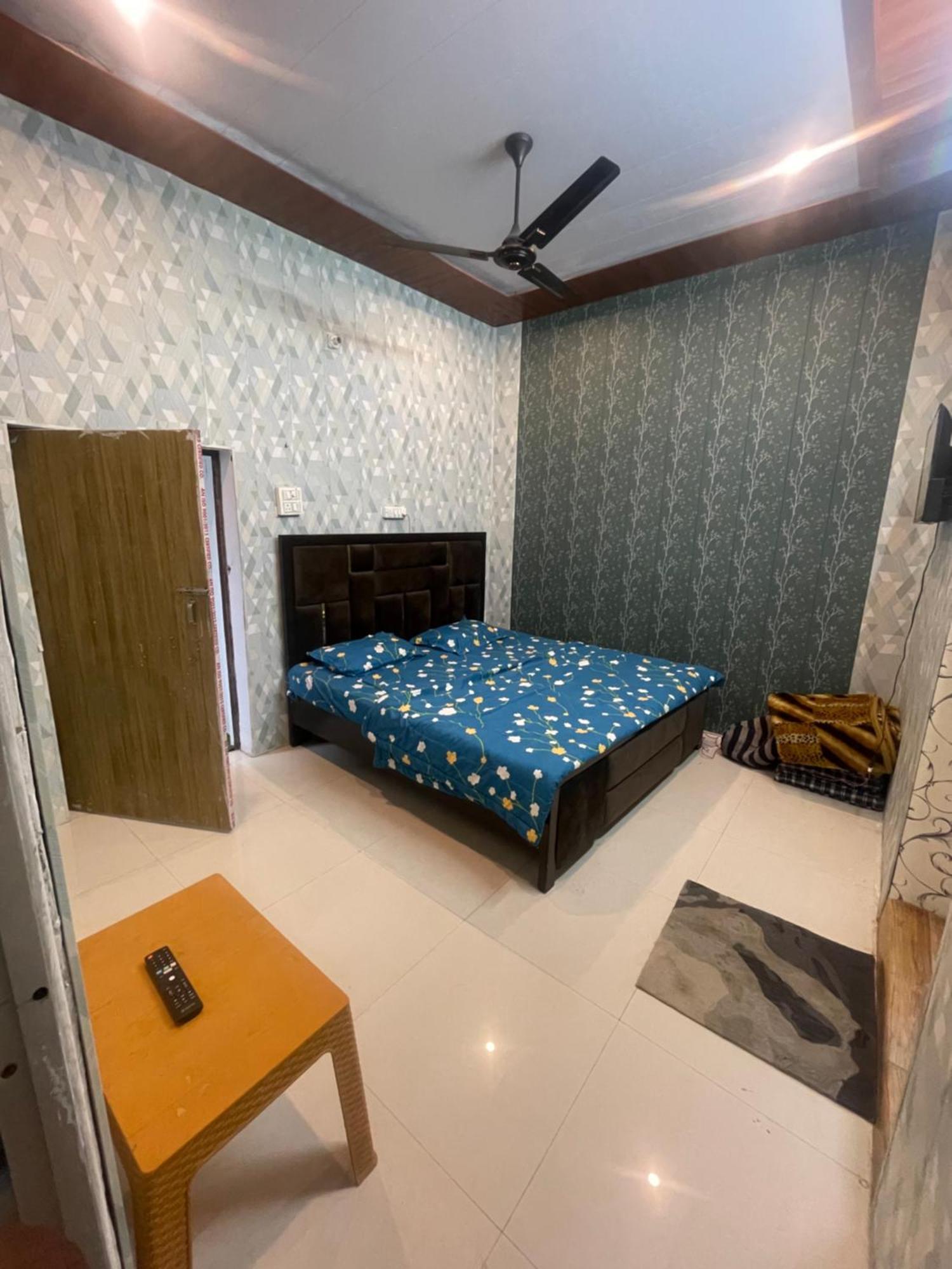 Swastik Home Stay Ravindpuri Varanasi Exterior photo